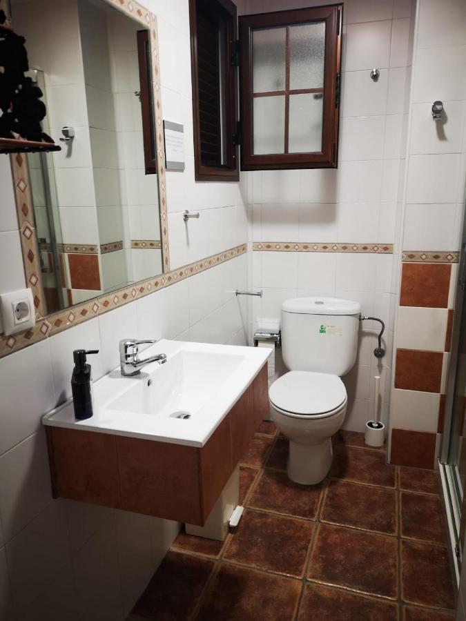 Hostal Costa De La Luz โกนิล เด ลาฟรอนเตรา ภายนอก รูปภาพ
